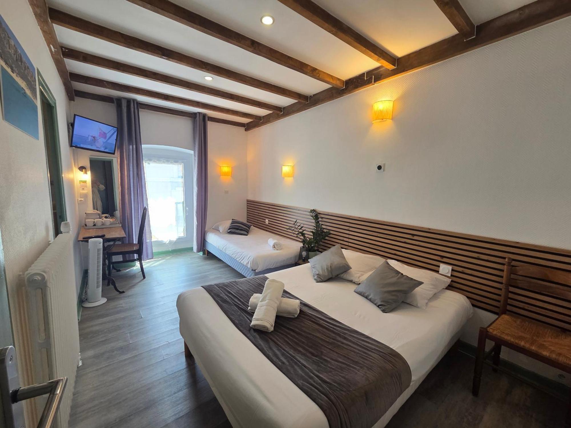 Triple Room with Private Bathroom,1679608691:JPEG